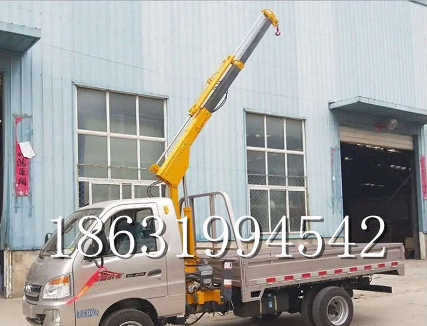 策勒县随车吊机策勒县液压小吊机油压随车吊3吨全电动车载吊机价格随车吊机包安装